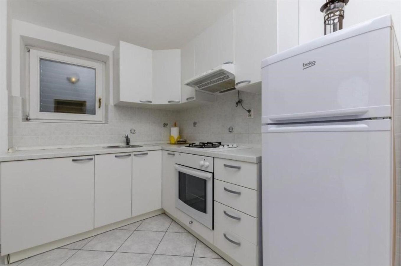 Apartments Mil - 80M From The Sea Sevid Bagian luar foto